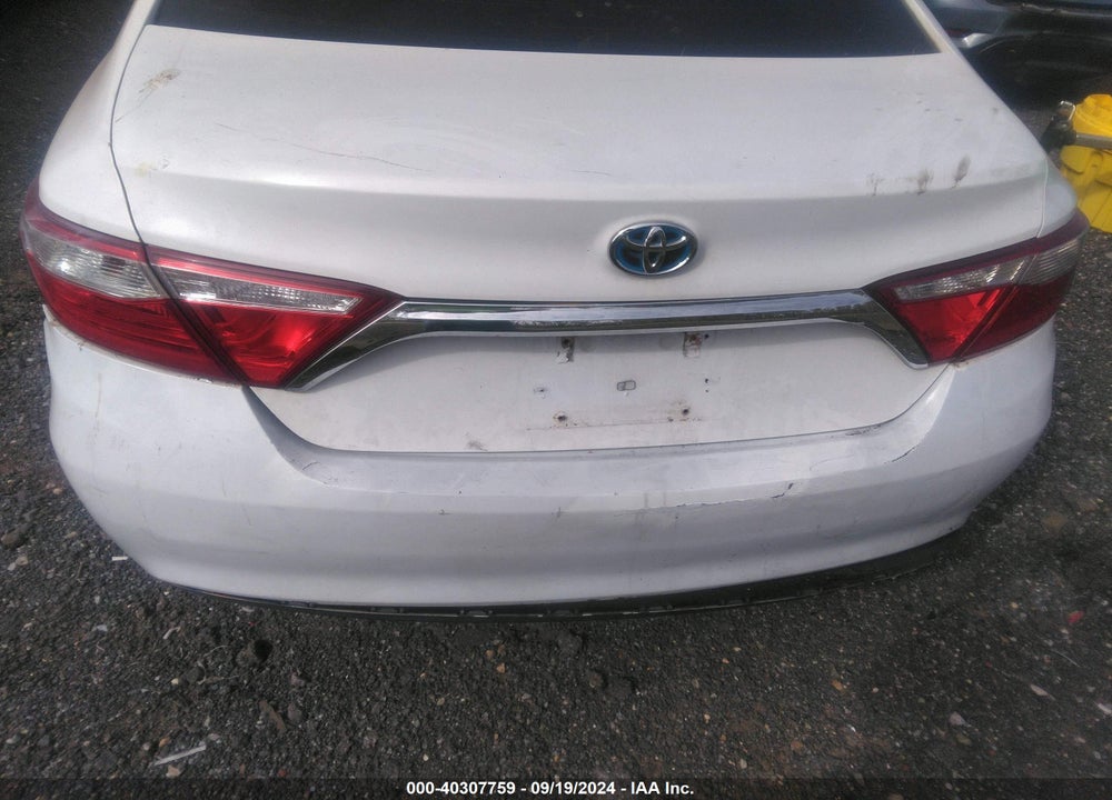 2015 TOYOTA CAMRY HYBRID LE VIN: 4T1BD1FK2FU145470