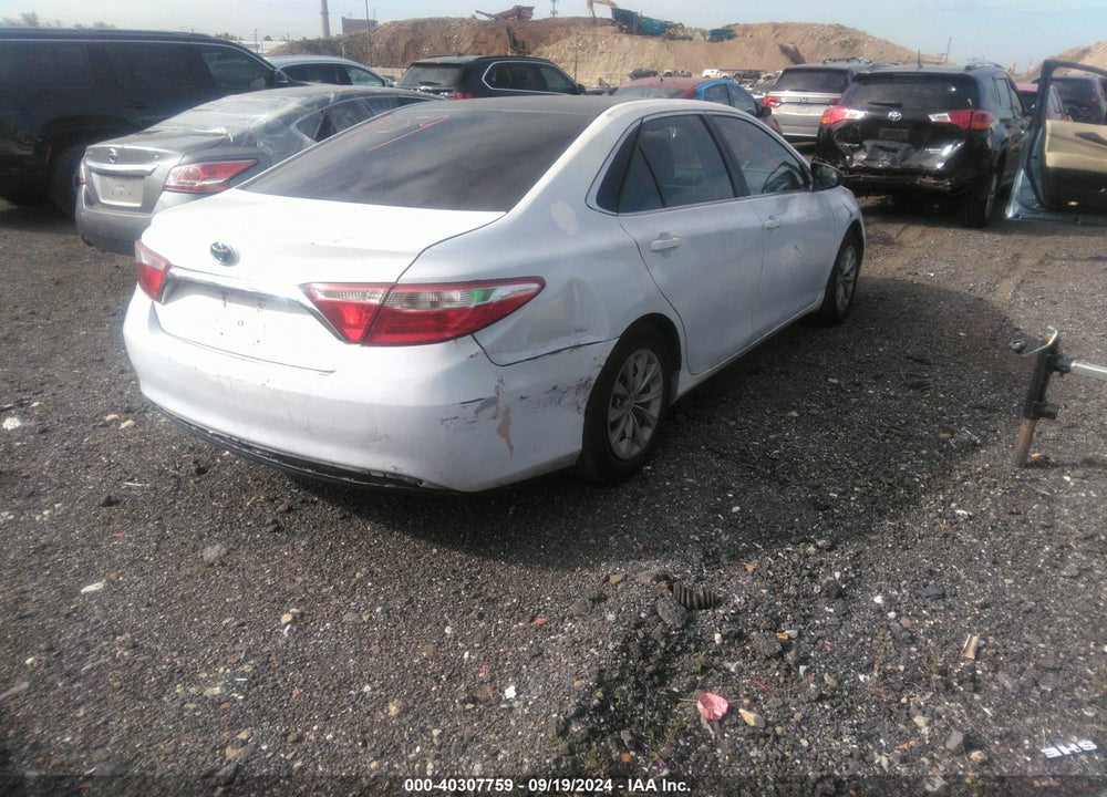 2015 TOYOTA CAMRY HYBRID LE VIN: 4T1BD1FK2FU145470