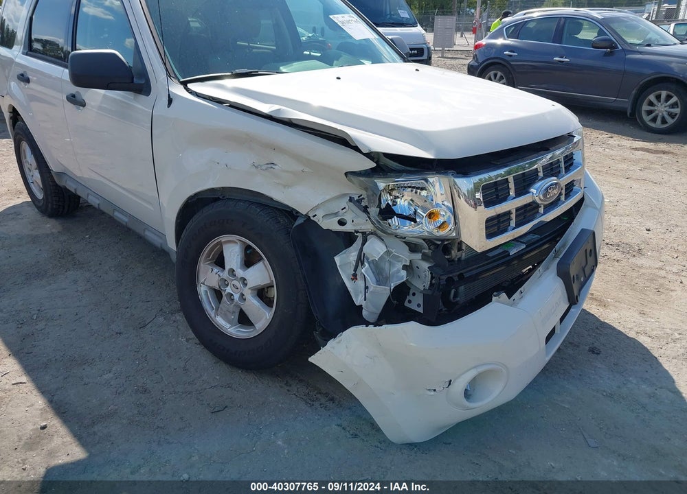 2010 FORD ESCAPE XLT VIN: 1FMCU9DG5AKC06106