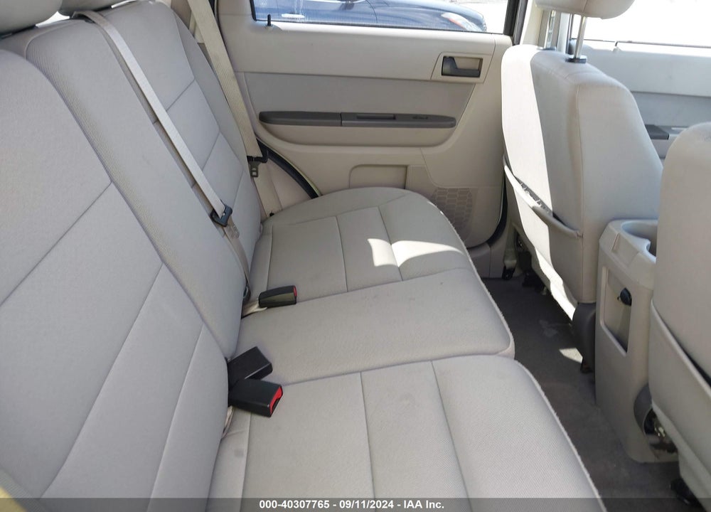 2010 FORD ESCAPE XLT VIN: 1FMCU9DG5AKC06106