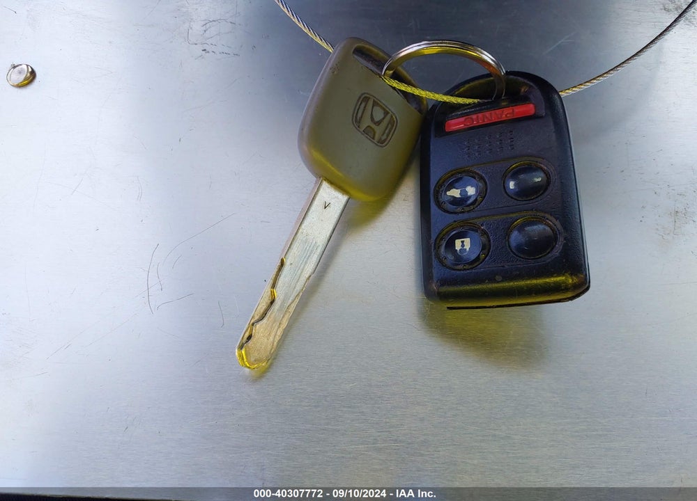 2006 HONDA ODYSSEY EX-L VIN: 5FNRL38766B034617