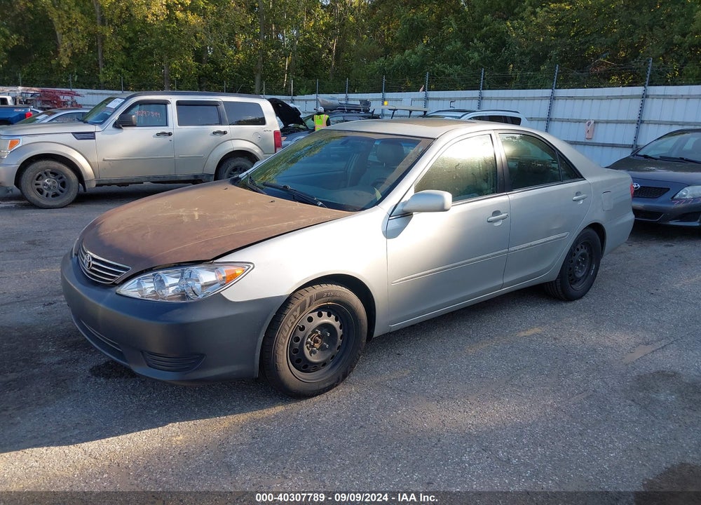 2005 TOYOTA CAMRY XLE V6 VIN: 4T1BF30KX5U618318
