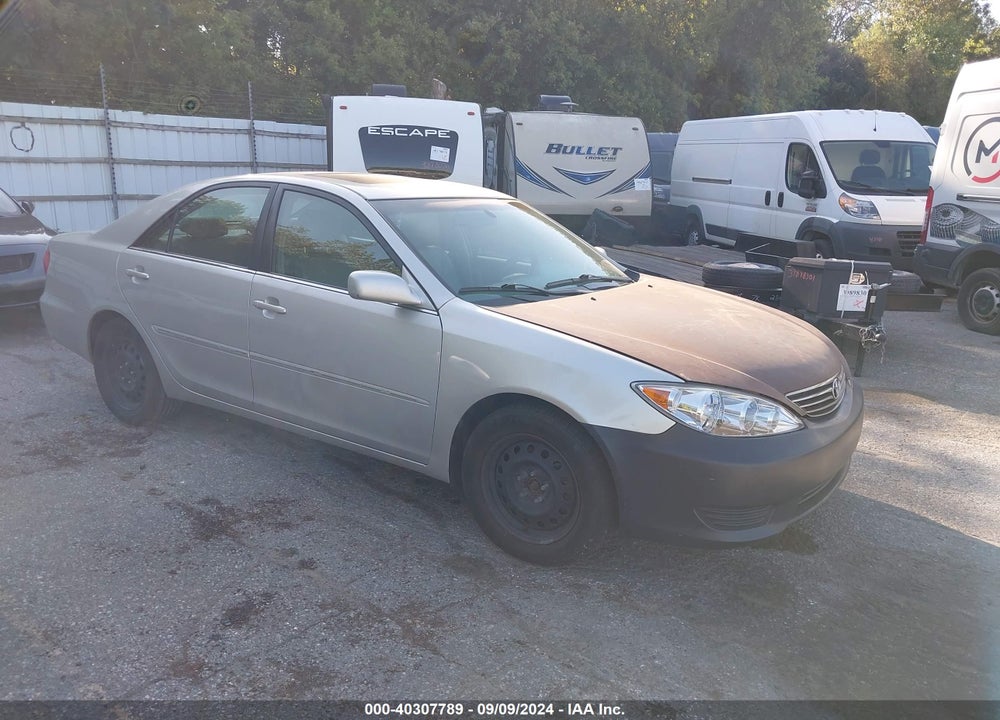 2005 TOYOTA CAMRY XLE V6 VIN: 4T1BF30KX5U618318