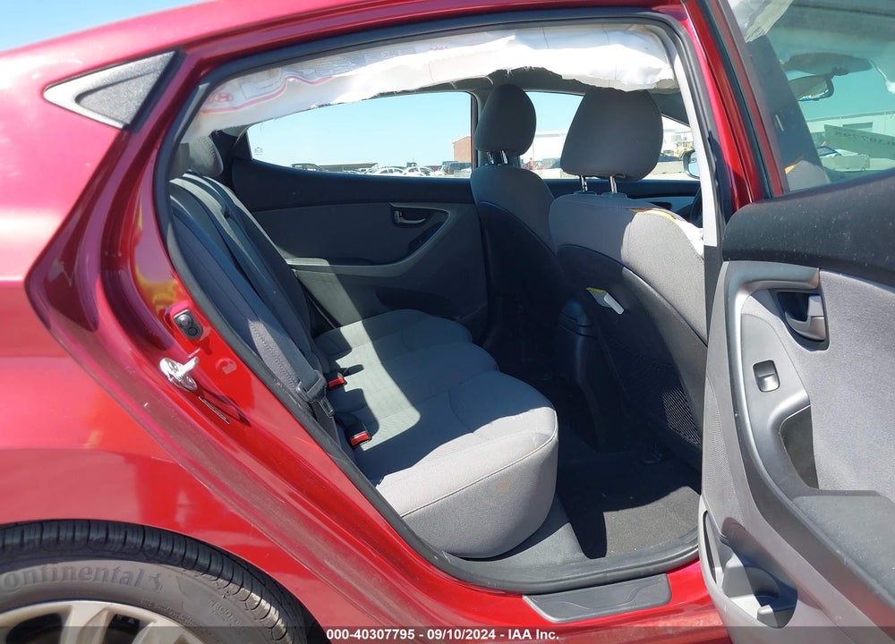 2016 HYUNDAI ELANTRA SE VIN: 5NPDH4AE1GH659598