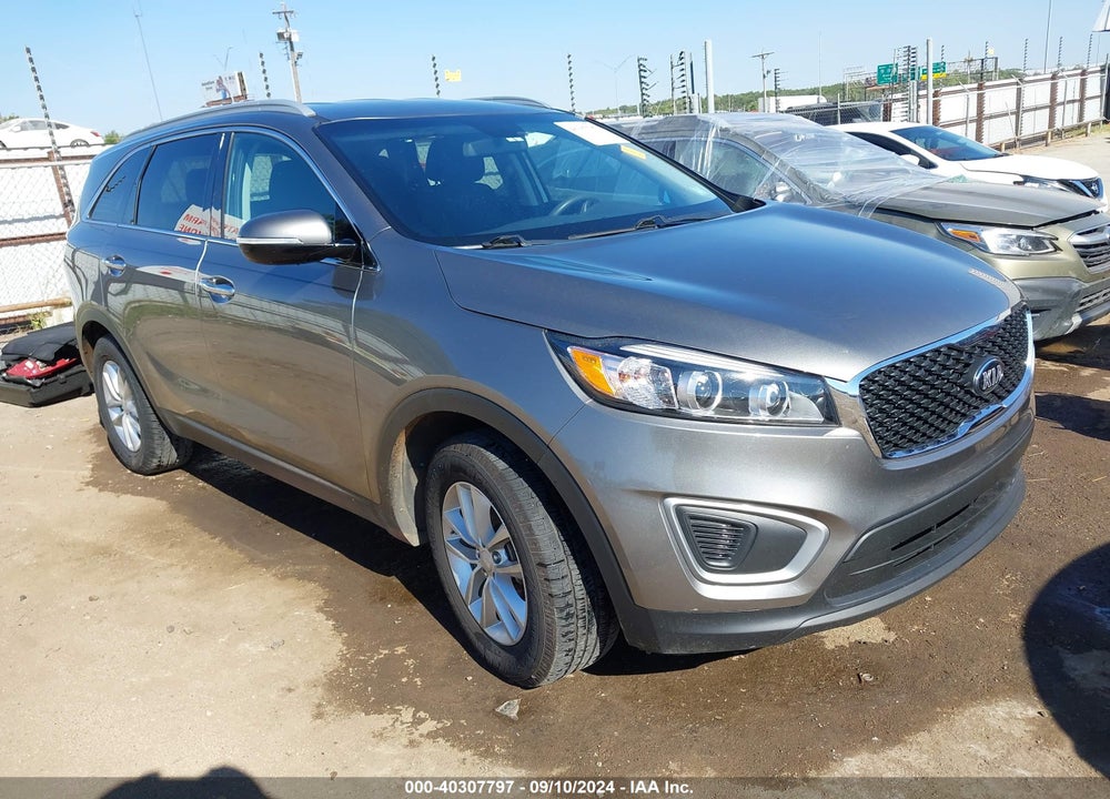 2016 KIA SORENTO 2.4L LX VIN: 5XYPG4A36GG014211