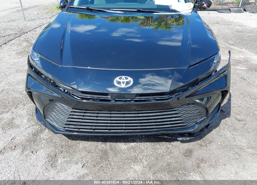 2025 TOYOTA CAMRY LE VIN: 4T1DAACK8SU011756