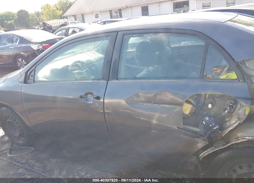 2011 TOYOTA COROLLA LE VIN: 2T1BU4EE6BC700333
