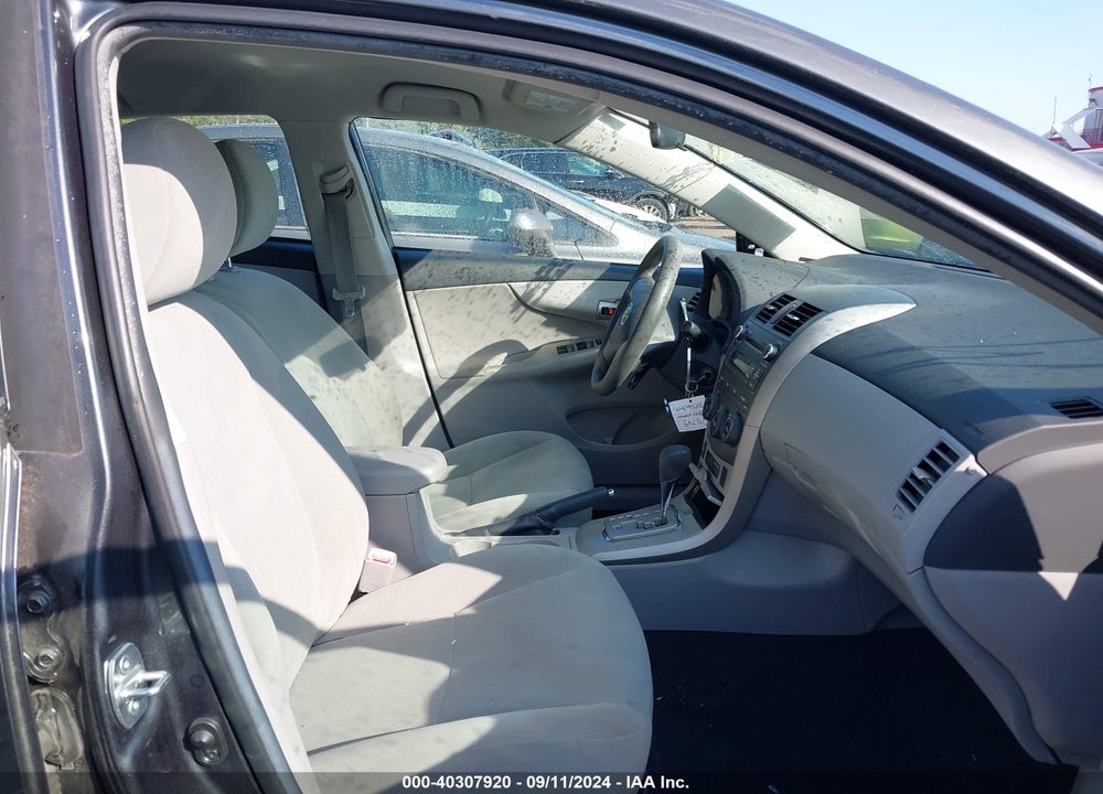 2011 TOYOTA COROLLA LE VIN: 2T1BU4EE6BC700333