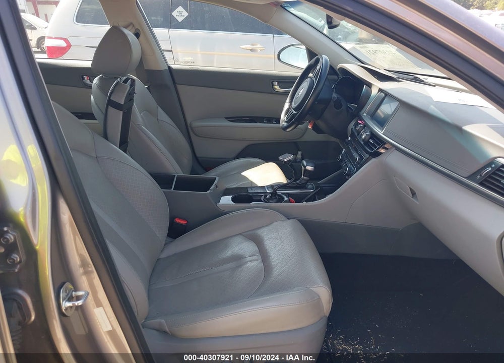 2016 KIA OPTIMA EX VIN: 5XXGU4L32GG043411
