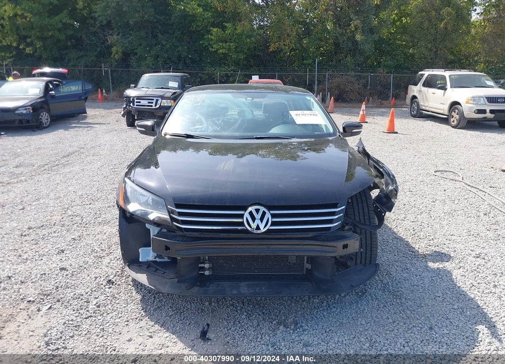 2013 VOLKSWAGEN PASSAT 2.5L S VIN: 1VWAH7A35DC094828