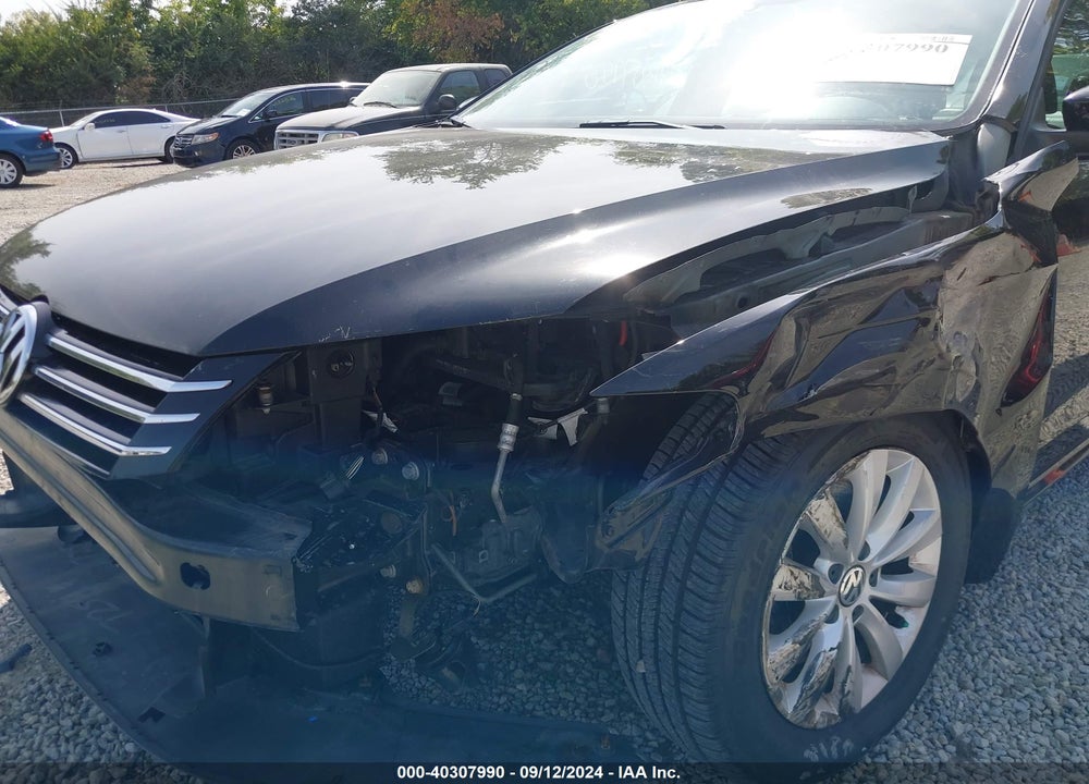 2013 VOLKSWAGEN PASSAT 2.5L S VIN: 1VWAH7A35DC094828