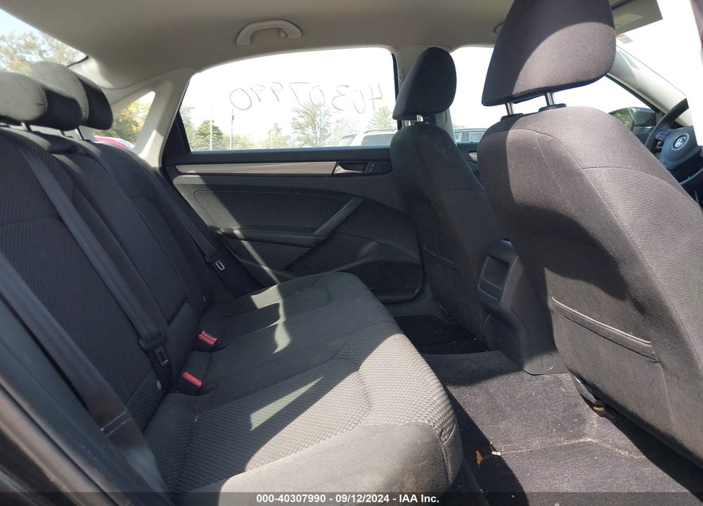 2013 VOLKSWAGEN PASSAT 2.5L S VIN: 1VWAH7A35DC094828