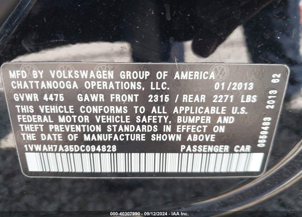 2013 VOLKSWAGEN PASSAT 2.5L S VIN: 1VWAH7A35DC094828