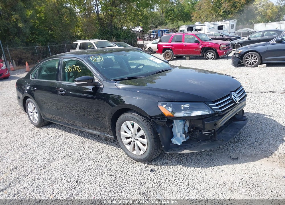 2013 VOLKSWAGEN PASSAT 2.5L S VIN: 1VWAH7A35DC094828