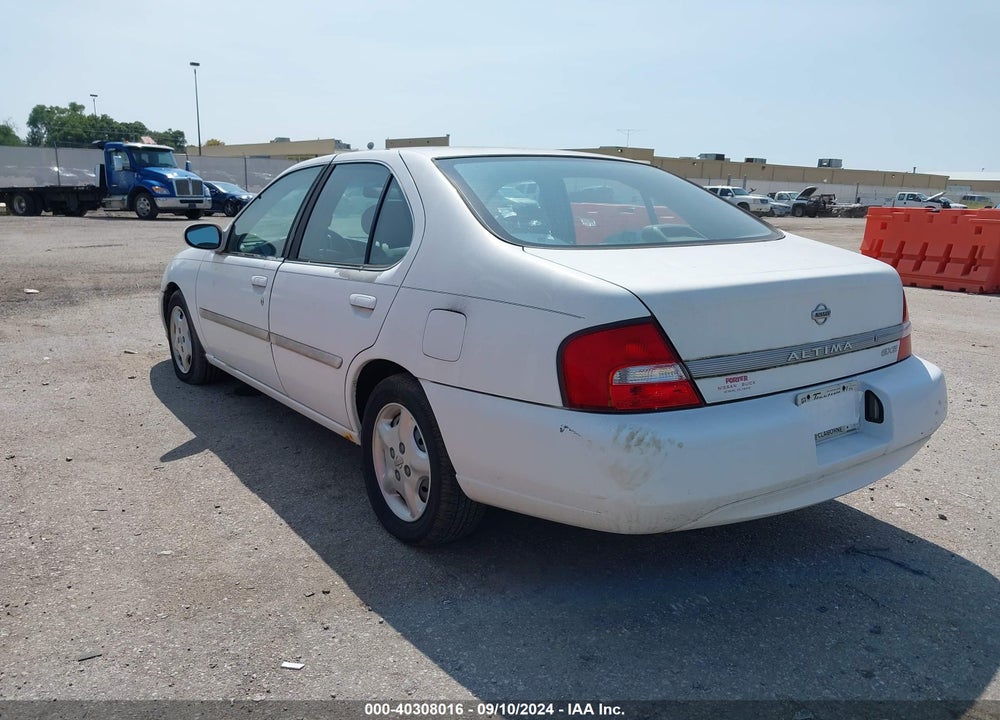 2000 NISSAN ALTIMA GLE/GXE/SE/XE VIN: 1N4DL01D7YC210055