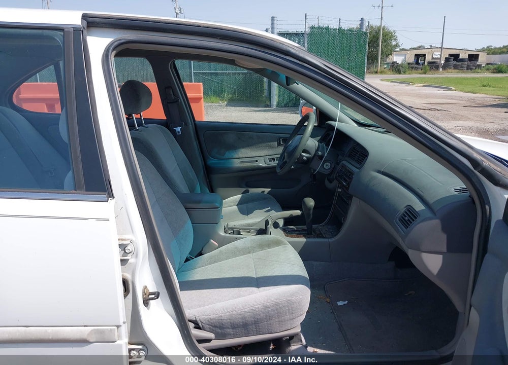 2000 NISSAN ALTIMA GLE/GXE/SE/XE VIN: 1N4DL01D7YC210055