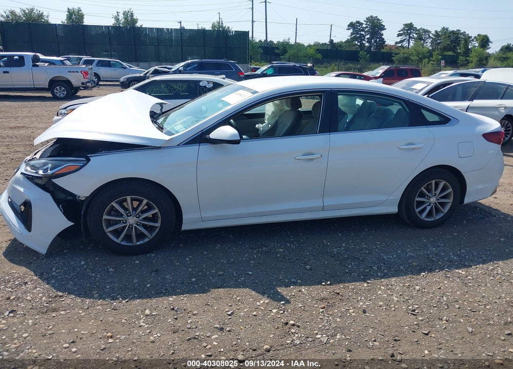 2018 HYUNDAI SONATA SE VIN: 5NPE24AF1JH682675