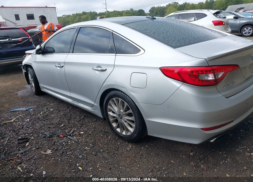 2015 HYUNDAI SONATA LIMITED VIN: 5NPE34AF2FH113807