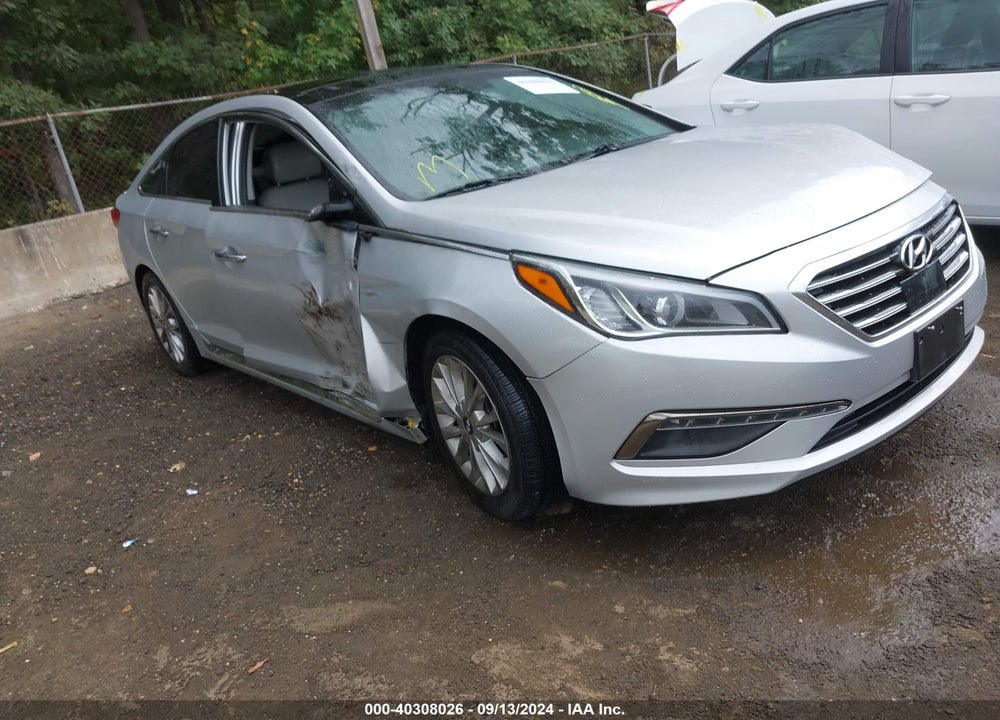2015 HYUNDAI SONATA LIMITED VIN: 5NPE34AF2FH113807