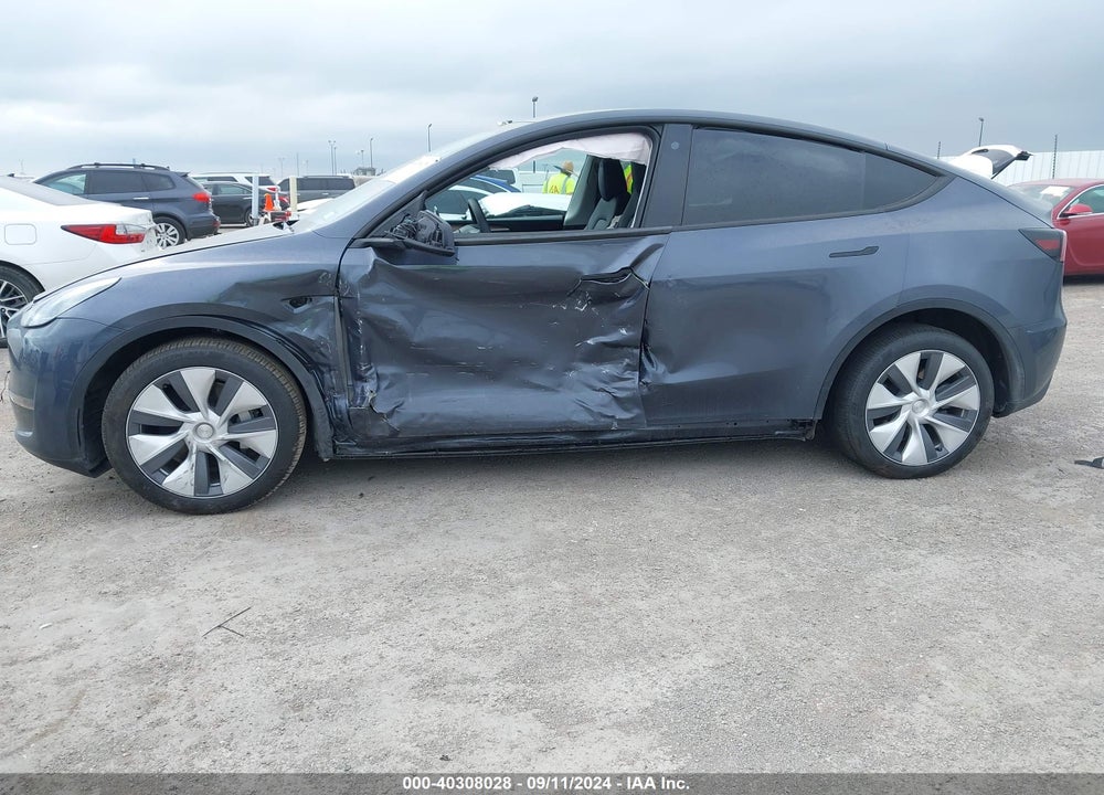 2023 TESLA MODEL Y AWD/LONG RANGE DUAL MOTOR ALL-WHEEL DRIVE VIN: 7SAYGDEE8PA126564