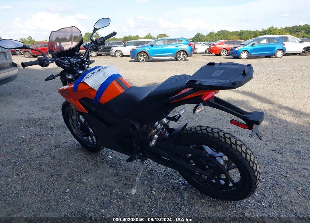 2017 ZERO MOTORCYCLES INC DS 6.5 VIN: 538SDAZ40HCB08180