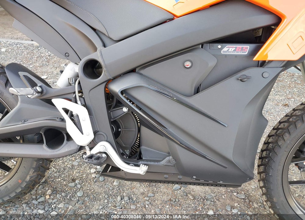 2017 ZERO MOTORCYCLES INC DS 6.5 VIN: 538SDAZ40HCB08180