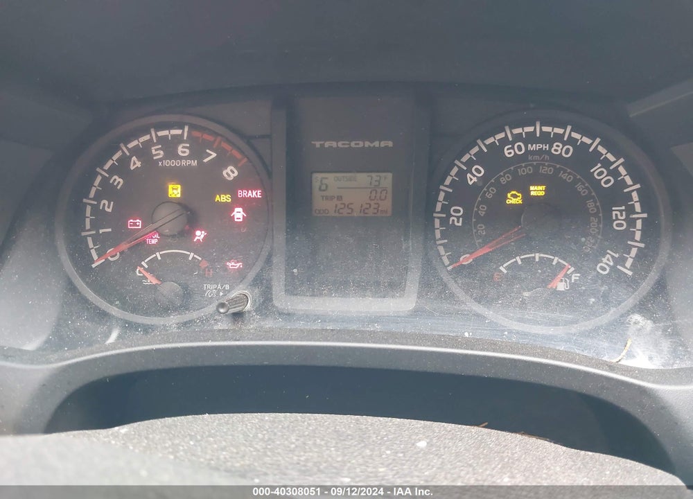 2016 TOYOTA TACOMA SR V6 VIN: 3TMCZ5AN2GM012457