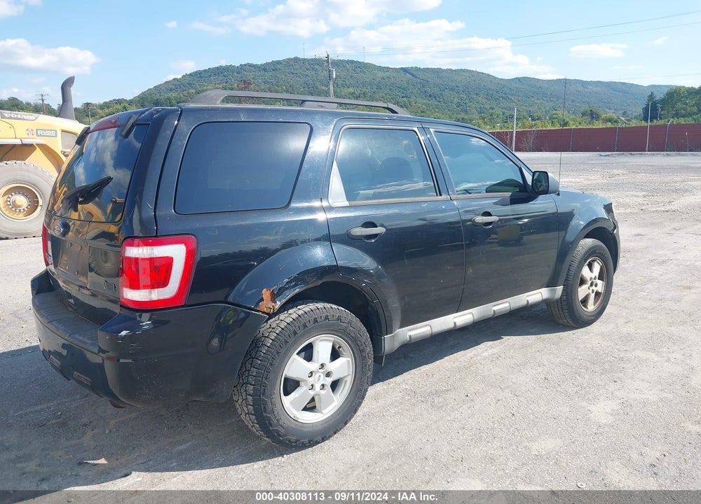 2010 FORD ESCAPE XLT VIN: 1FMCU9DGXAKA09691