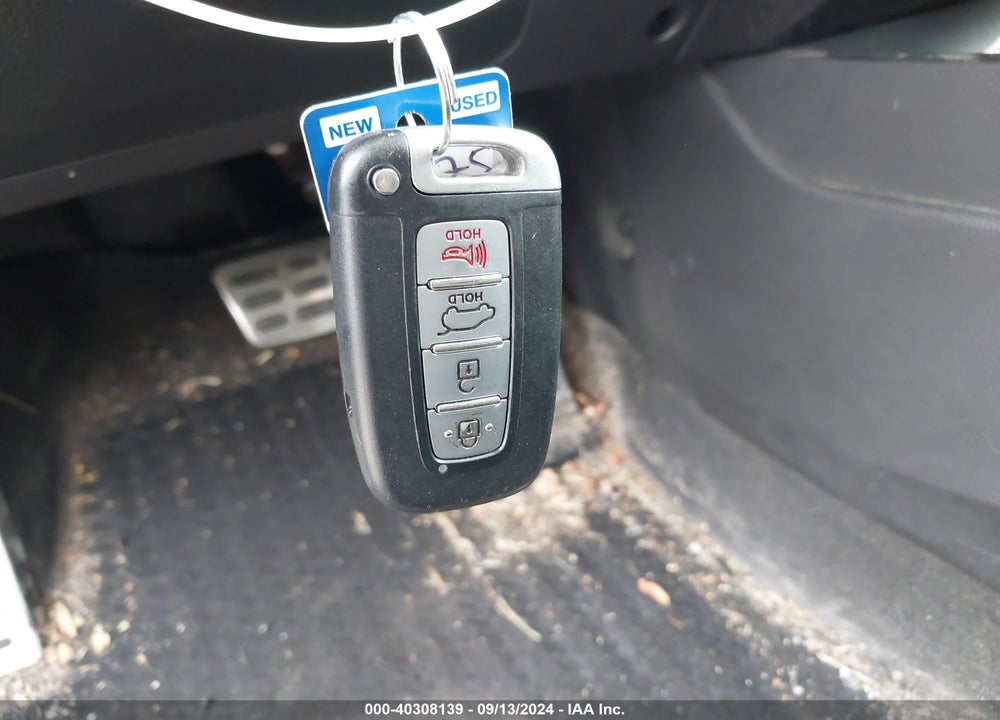 2013 HYUNDAI ELANTRA GT VIN: KMHD35LE6DU135586