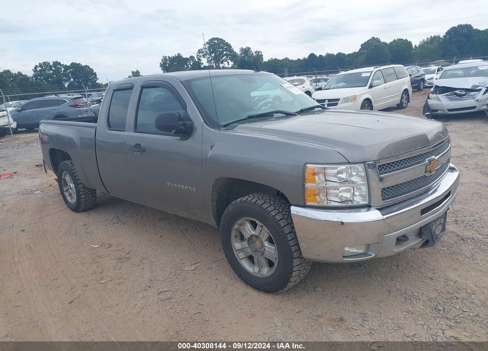 2013 CHEVROLET SILVERADO 1500 LT VIN: 1GCRKSE75DZ342239