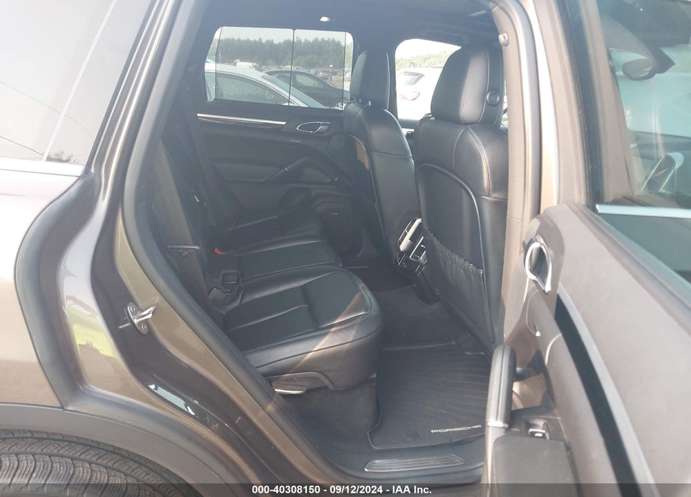 2014 PORSCHE CAYENNE HYBRID S VIN: WP1AE2A26ELA50875