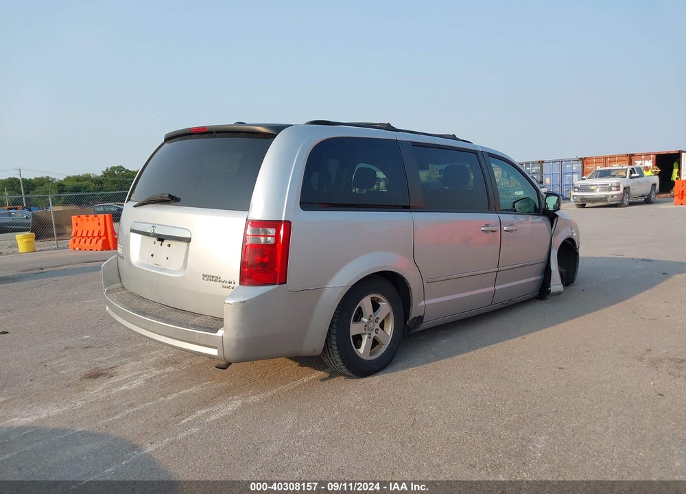 2010 DODGE GRAND CARAVAN SXT VIN: 2D4RN5D15AR211763