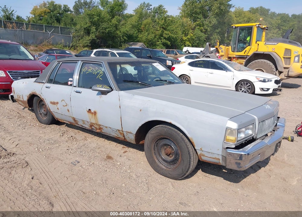 1987 CHEVROLET CAPRICE CLASSIC BROUGHAM VIN: 1G1BU51H0HX182745