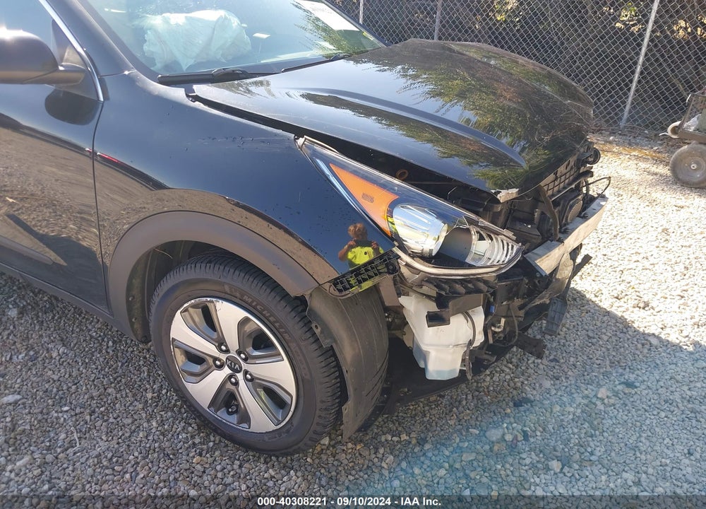 2018 KIA NIRO LX VIN: KNDCB3LC2J5108297