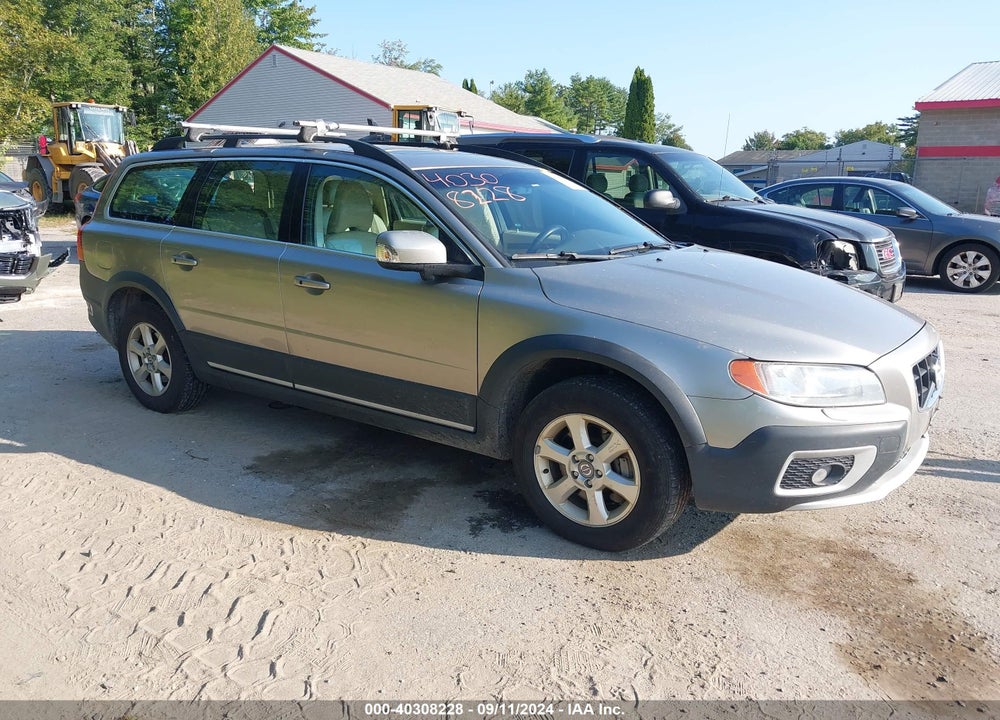2011 VOLVO XC70 3.2 VIN: YV4952BZ4B1095852
