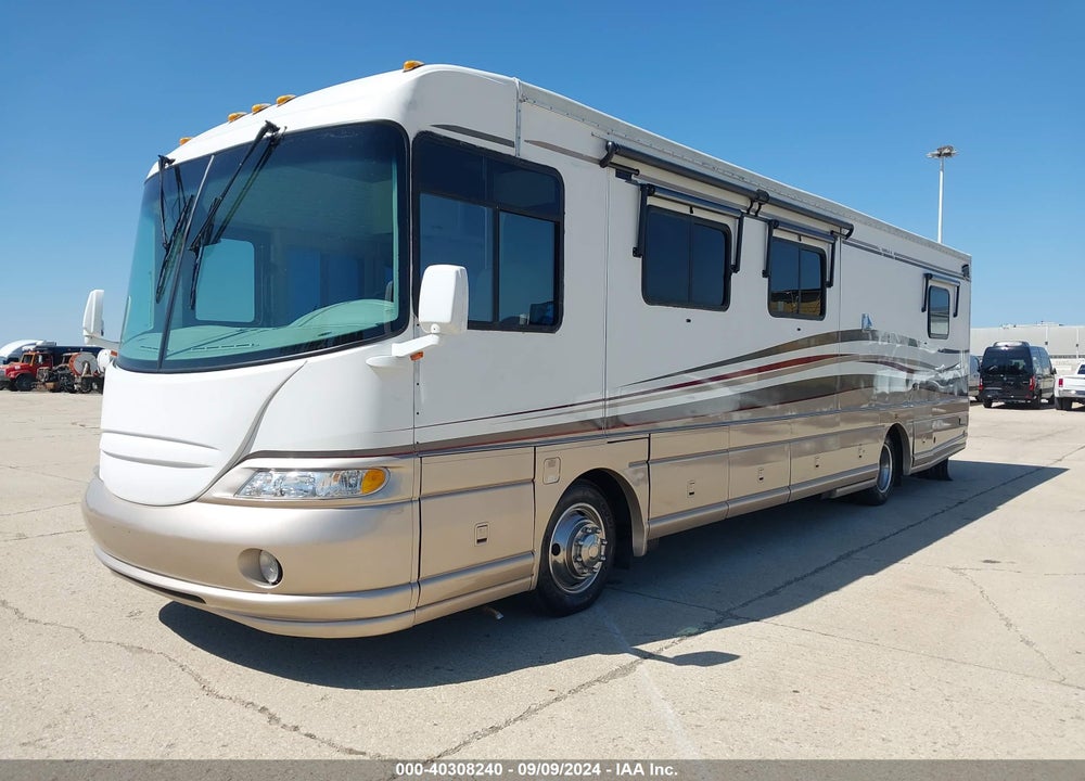 1998 FREIGHTLINER CHASSIS X LINE MOTOR HOME VIN: 4UZ6XFBC3WC979855