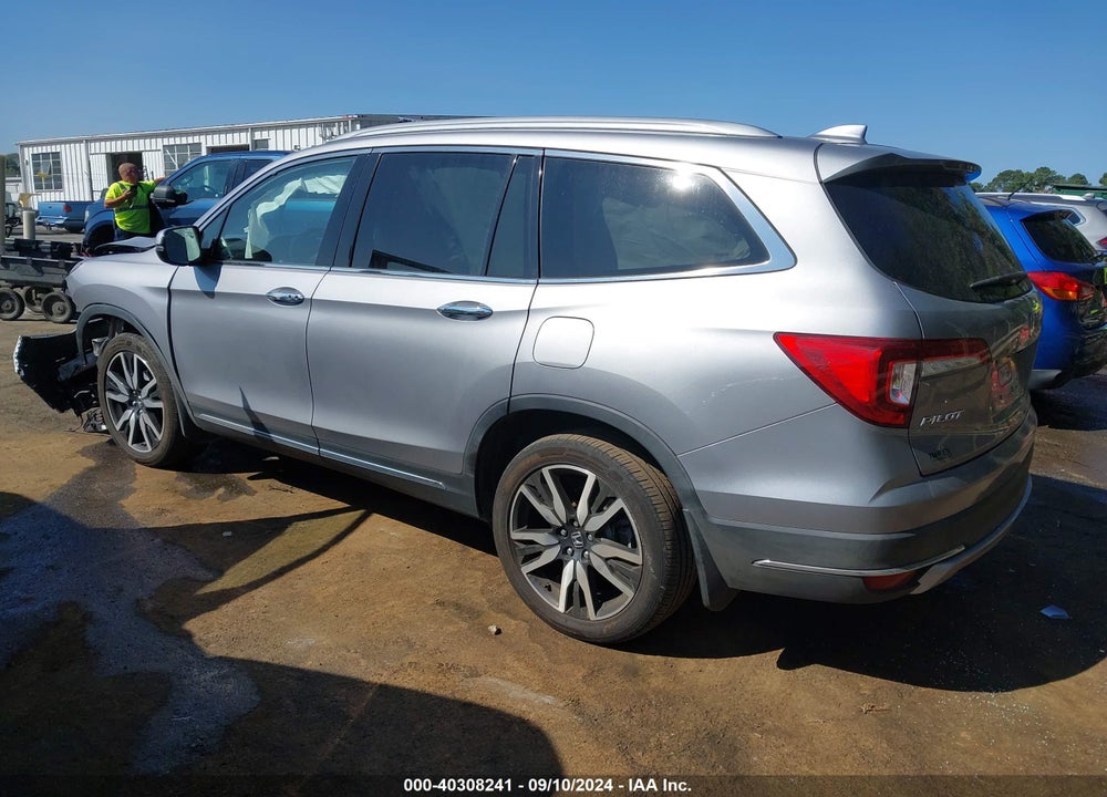2021 HONDA PILOT AWD TOURING 8 PASSENGER VIN: 5FNYF6H90MB065803