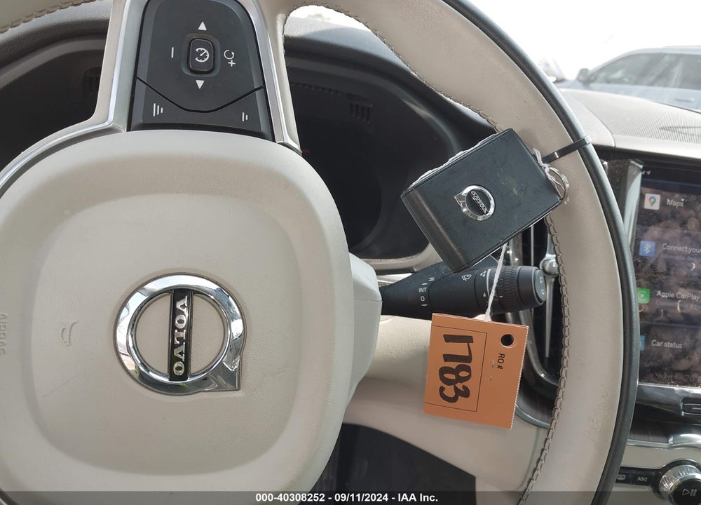 2022 VOLVO XC60 B5 MOMENTUM VIN: YV4L12RK4N1032653