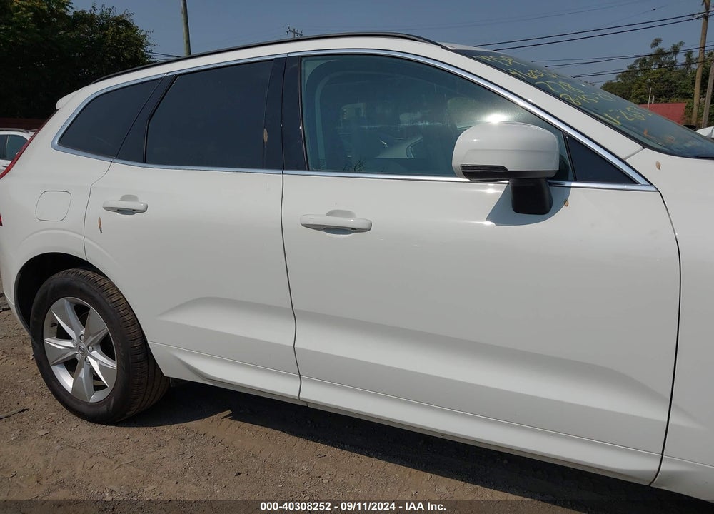 2022 VOLVO XC60 B5 MOMENTUM VIN: YV4L12RK4N1032653