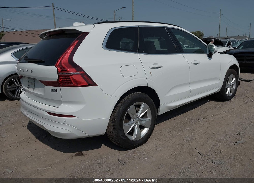 2022 VOLVO XC60 B5 MOMENTUM VIN: YV4L12RK4N1032653