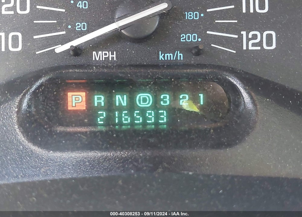 2002 BUICK CENTURY CUSTOM VIN: 2G4WS52J121264211