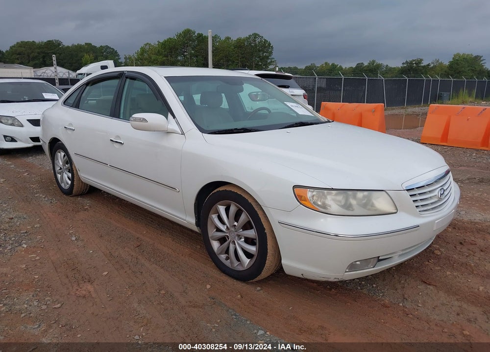 2008 HYUNDAI AZERA LIMITED VIN: KMHFC46F68A332790