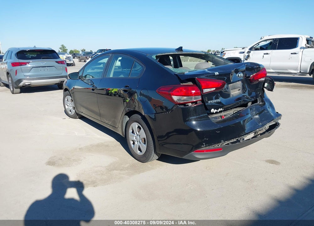 2017 KIA FORTE LX VIN: 3KPFK4A70HE116213