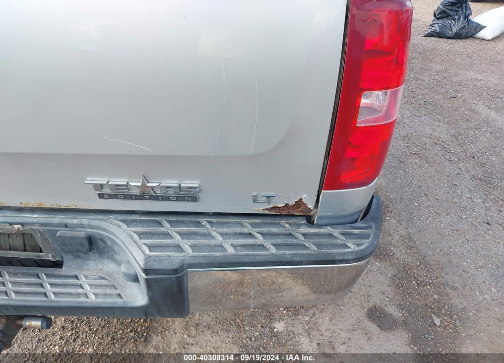 2011 CHEVROLET SILVERADO 1500 LT VIN: 1GCRCSE07BZ224643