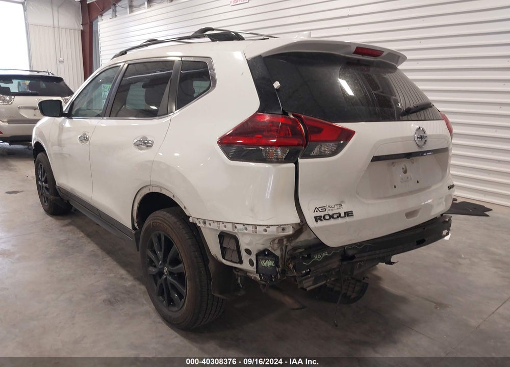 2018 NISSAN ROGUE SV VIN: 5N1AT2MV1JC760205
