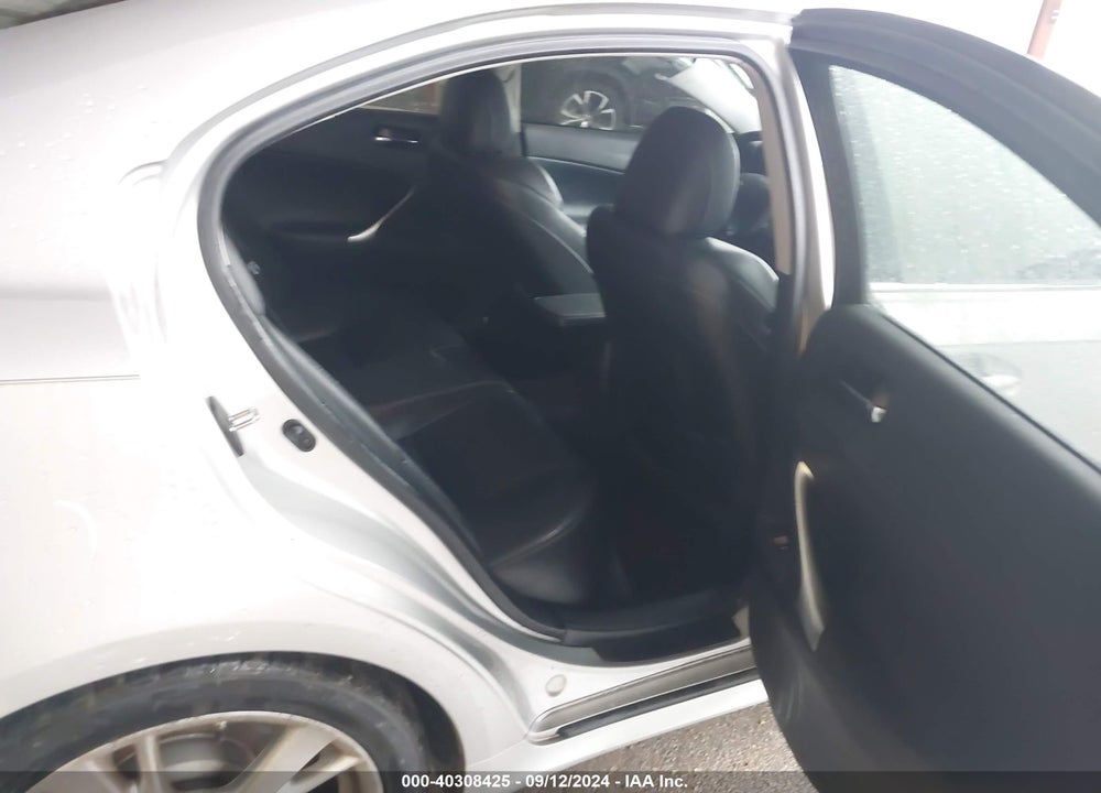 2009 LEXUS IS 250 VIN: JTHBK262695091071