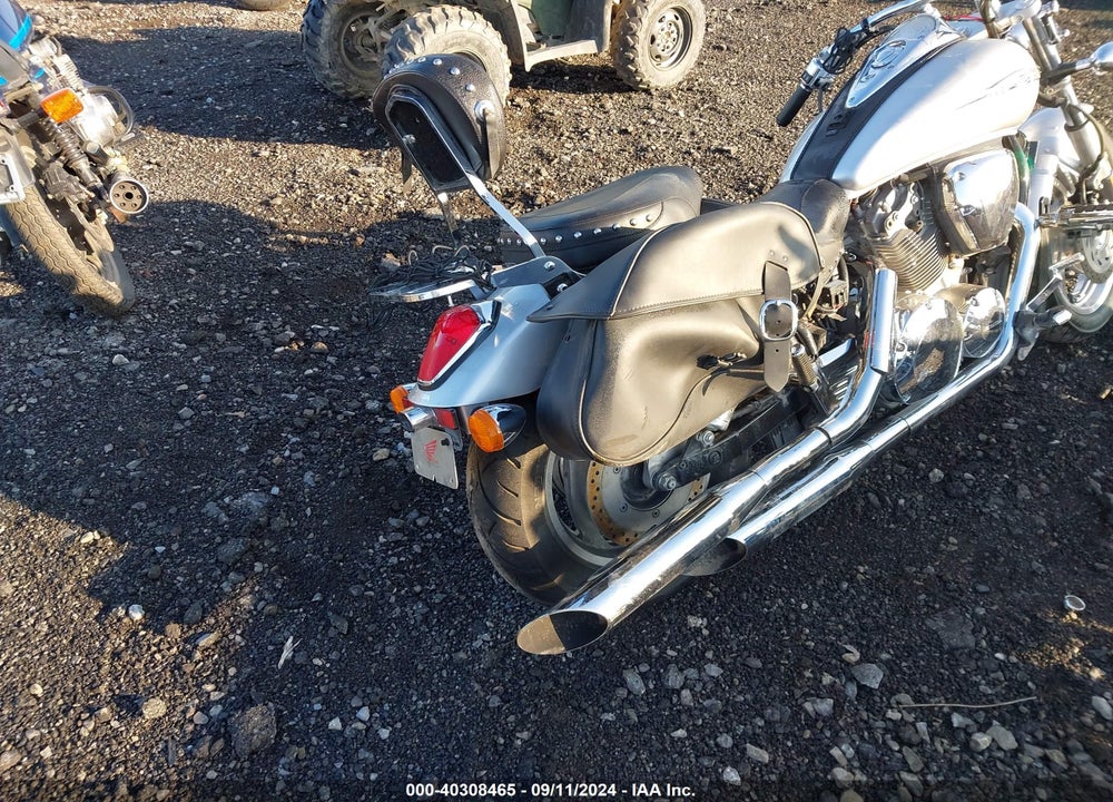 2008 HONDA VTX1300 C VIN: 1HFSC55048A400645