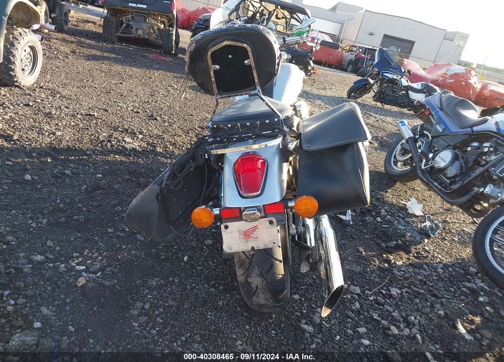 2008 HONDA VTX1300 C VIN: 1HFSC55048A400645