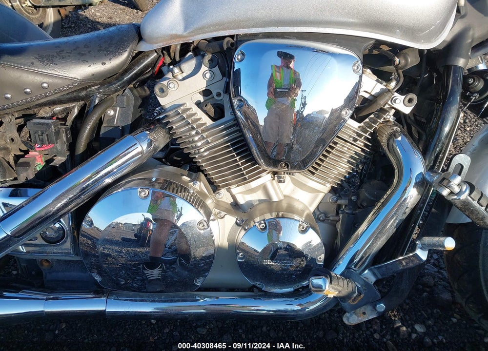 2008 HONDA VTX1300 C VIN: 1HFSC55048A400645