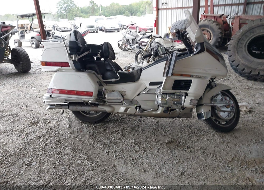 1994 HONDA GL1500 SE VIN: 1HFSC2232RA601376
